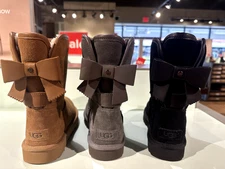 NWT UGG Australia Authentic Women Short Bailey Leather Bow Boot 1174511