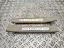 Lexus RX 330 - 350 - 400H 2006 L'ensemble Garniture de marche-pieds arrière