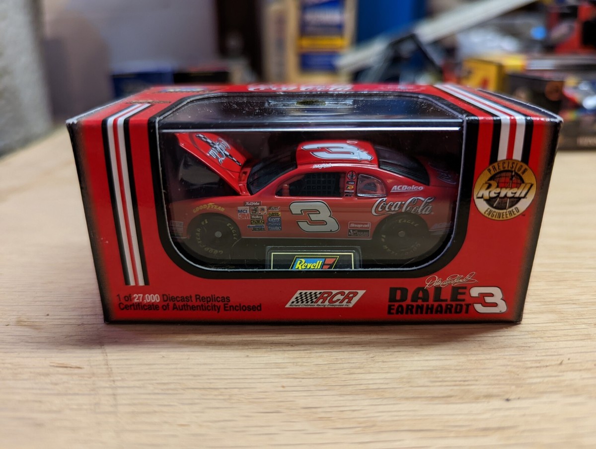 Revell 1/43 Nascar Chevrolet Monte Carlo - Coca Cola - Dale Earnhardt #3