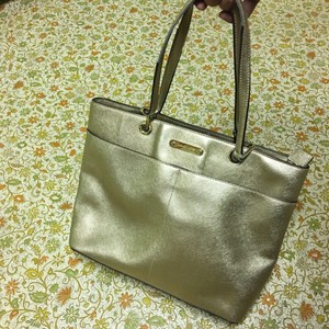 michael kors shiny purse