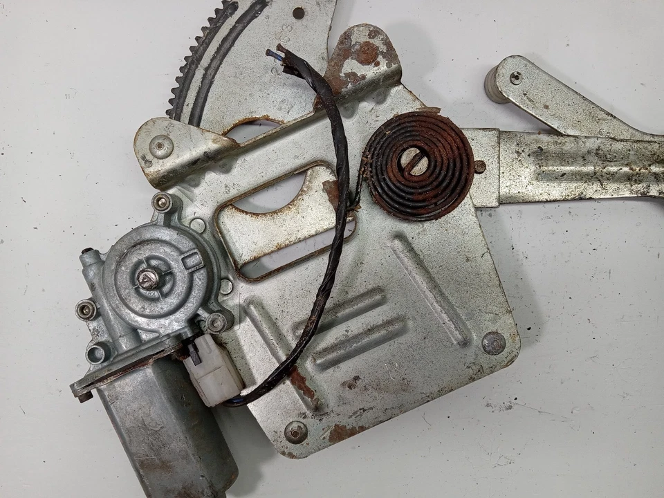 95 - 05 GMC JIMMY BLAZER S10/JIMMY S15 RIGHT SIDE WINDOW REGULATOR OEM, 93386008 - Image 4 of 4