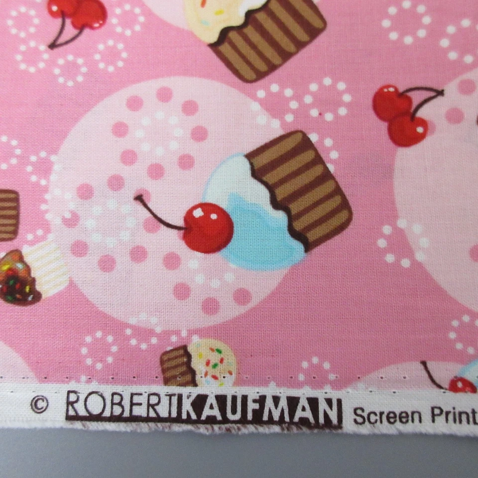 Tela Cupcakes y Cerezas 44" X 18" Robert Kaufman #8102 Serigrafía Algodón Foto 3 de 4