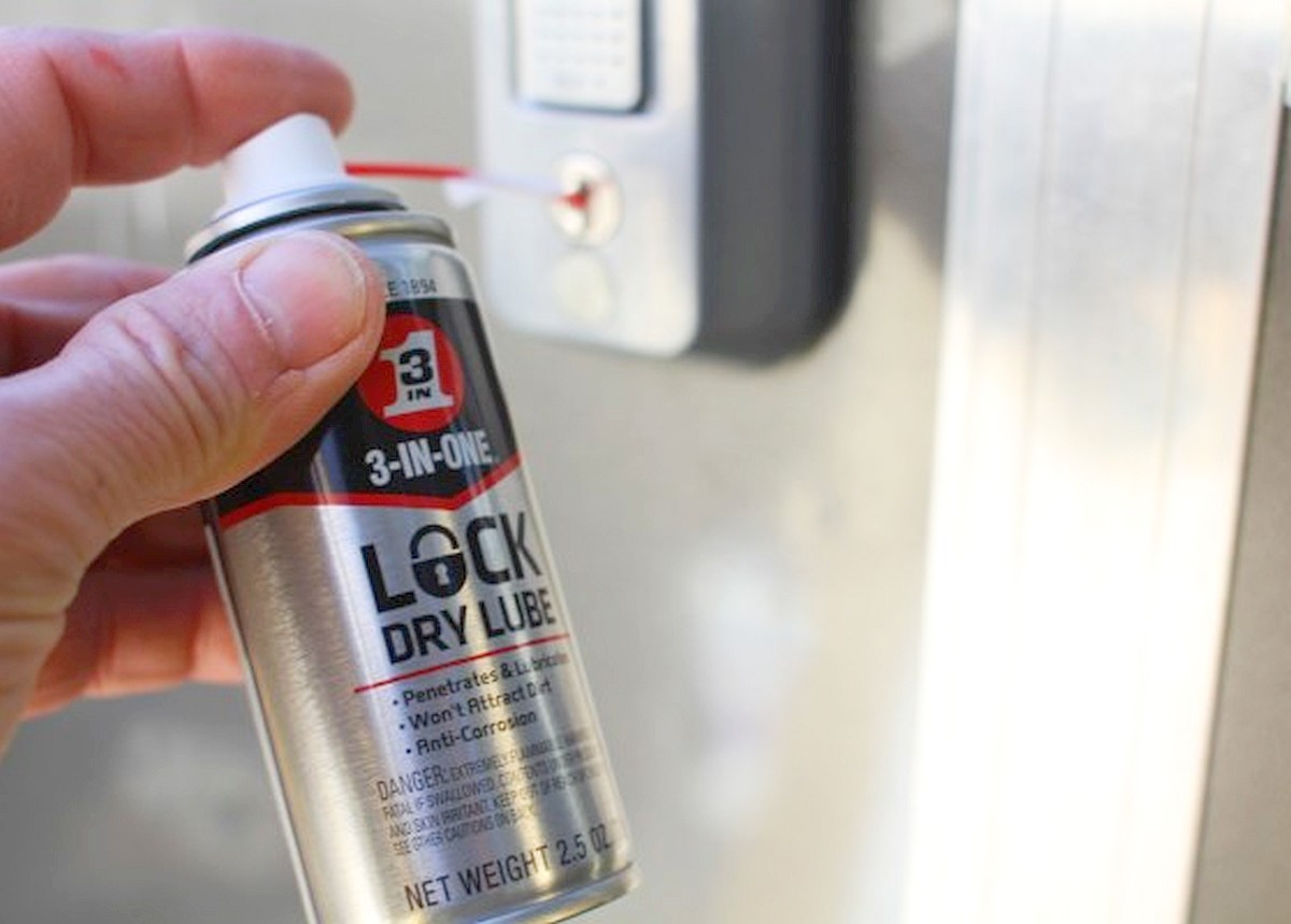 Lock DRY LUBE 2.5 oz spraY can lubricant for locks padlocks 3-IN-ONE Oil  120077 | eBay