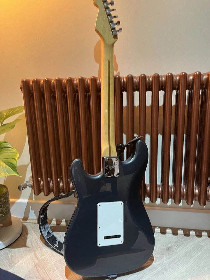 Fender Stratocaster Electric Guitar - MIM, photo 3 of 5