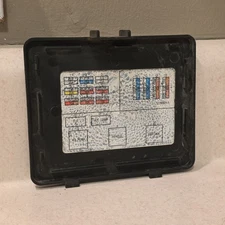 1994-1996 Chevrolet Impala/Caprice Engine Fuse Box Cover