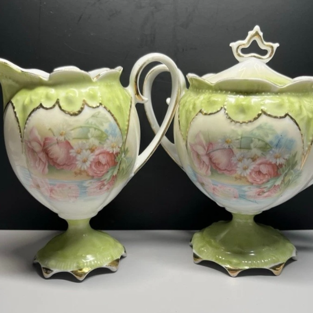 Collectible Glass & Porcelain