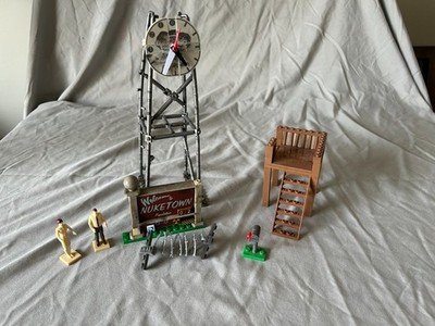 Mega Bloks Call of Duty Nuketown 06878 Partial Build and Accessorie (Incomplete)