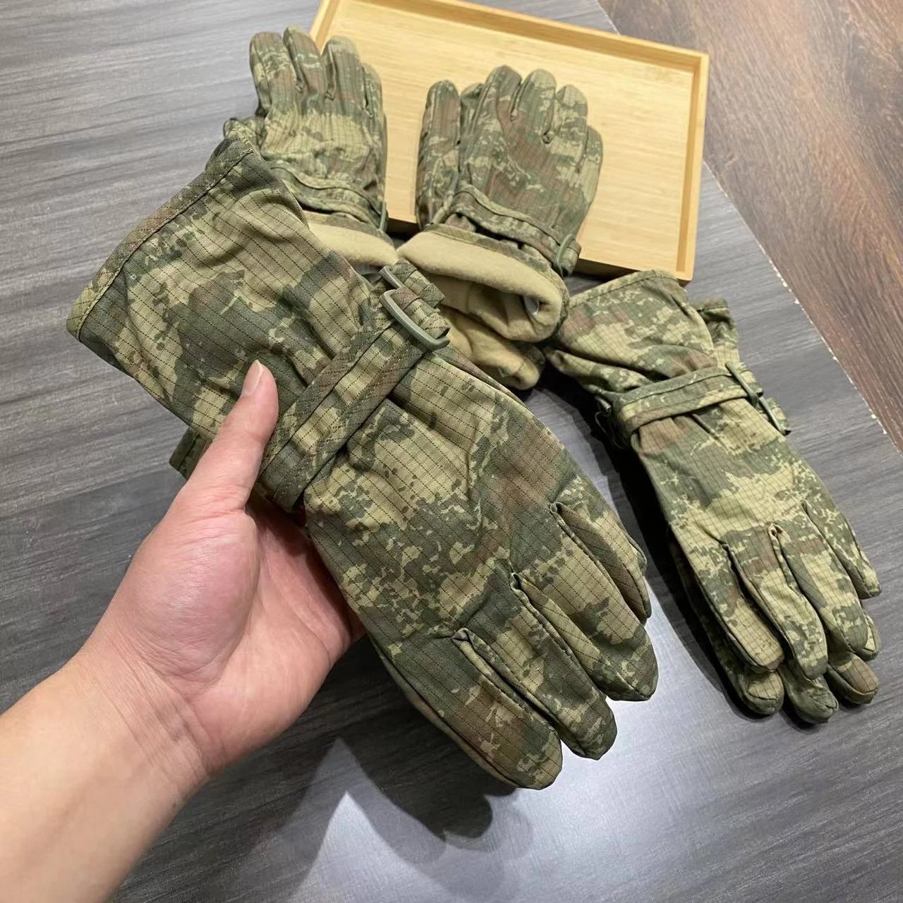 Military tactical gloves Winter Windproof Waterproof Camo Split Finger New