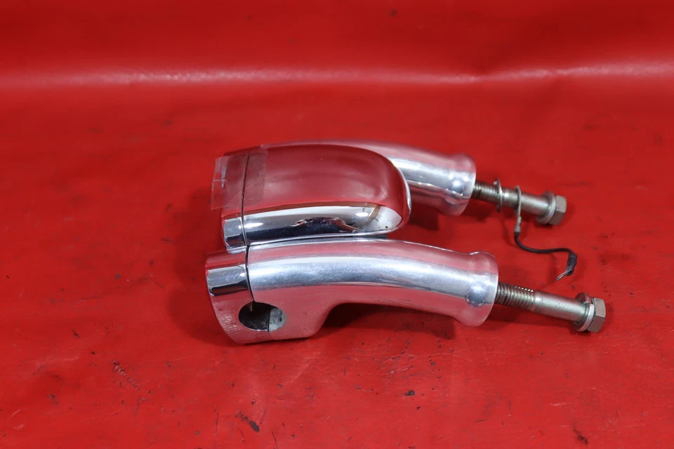 Harley-Davidson Dyna Low Rider 2007 FXDL OEM juego de abrazaderas y elevadores de manillar Foto 4 de 4