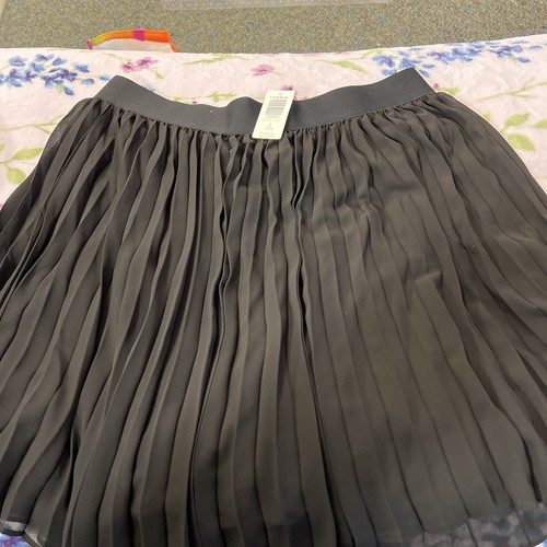 Torrid schwarz Chiffon Plissee Mini schwarz Rock Plus Größe 2X Neu mit Etikett