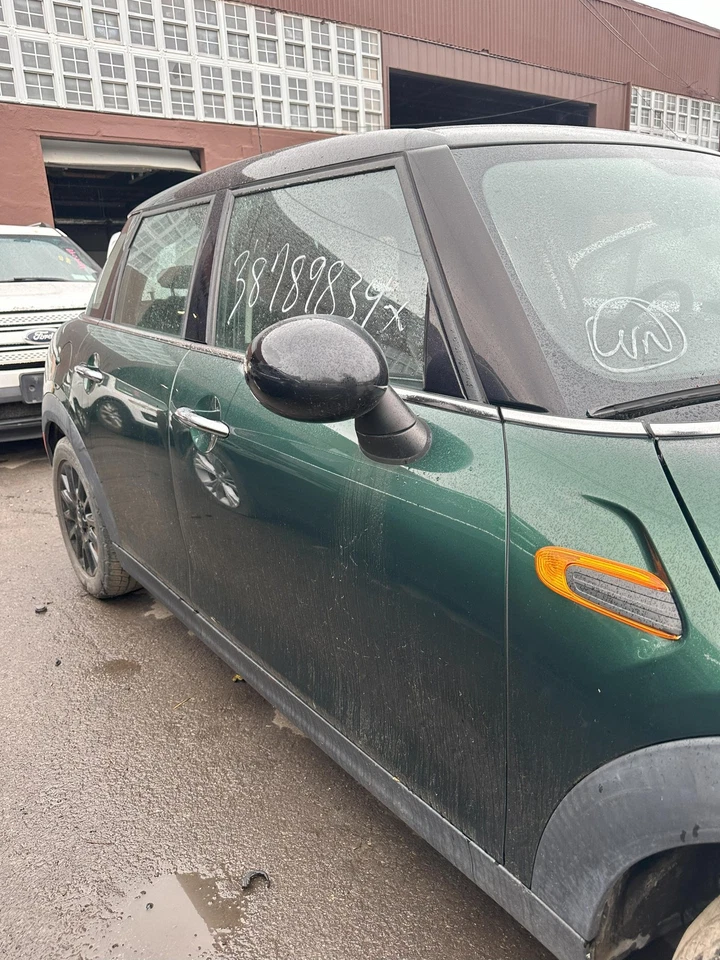 Used Front Right Door Assembly Front fits: 2015 Mini COOPER Hardtop 4 Dr Front R Foto 4 de 4