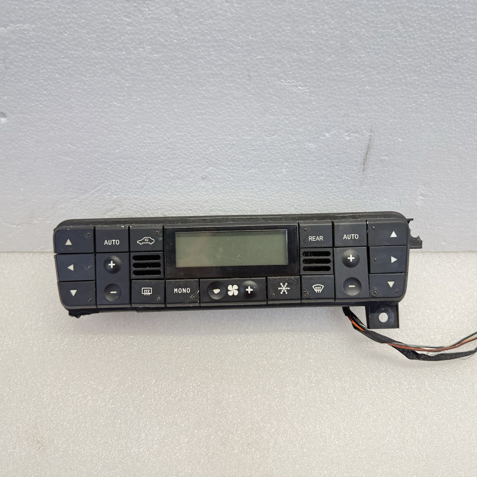 03-13 Maserati Quattroporte M139 AC A/C Heater Climate Control Switch Unit OEM