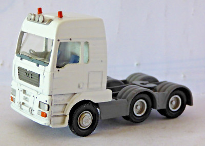 Promod MAN TGA 6x4 tractor cab white 1:64 th scale