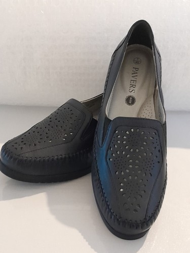 Pavers dunkelblaue Leder Slipper Halbschuhe Gr. 7 weite Passform anprobiert nie getragen