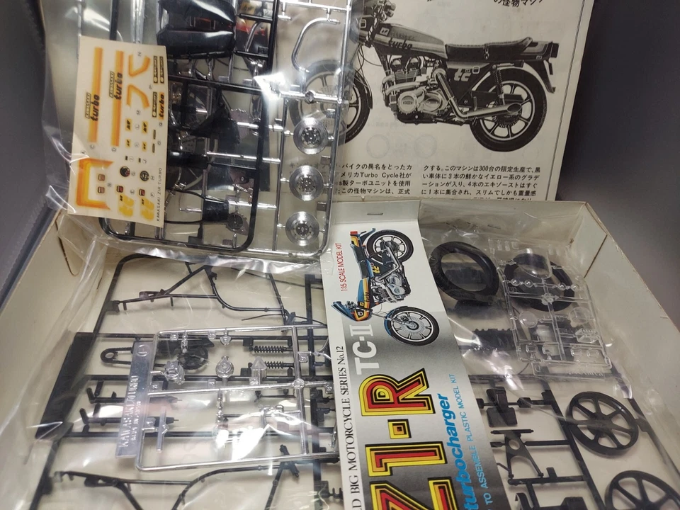 Union Model 1/15 scale Kawasaki Z1-R TC-II plastic model kit From Japan - Image 2 of 4