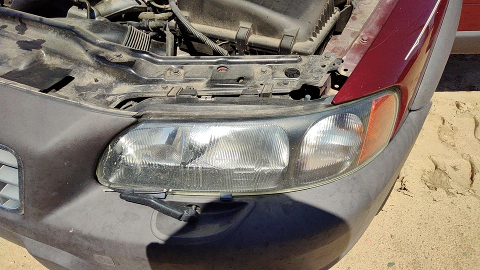 Luz delantera izquierda conductor Volvo V70 Xc 2001-2004 OEM 86935632 Foto 2 de 4