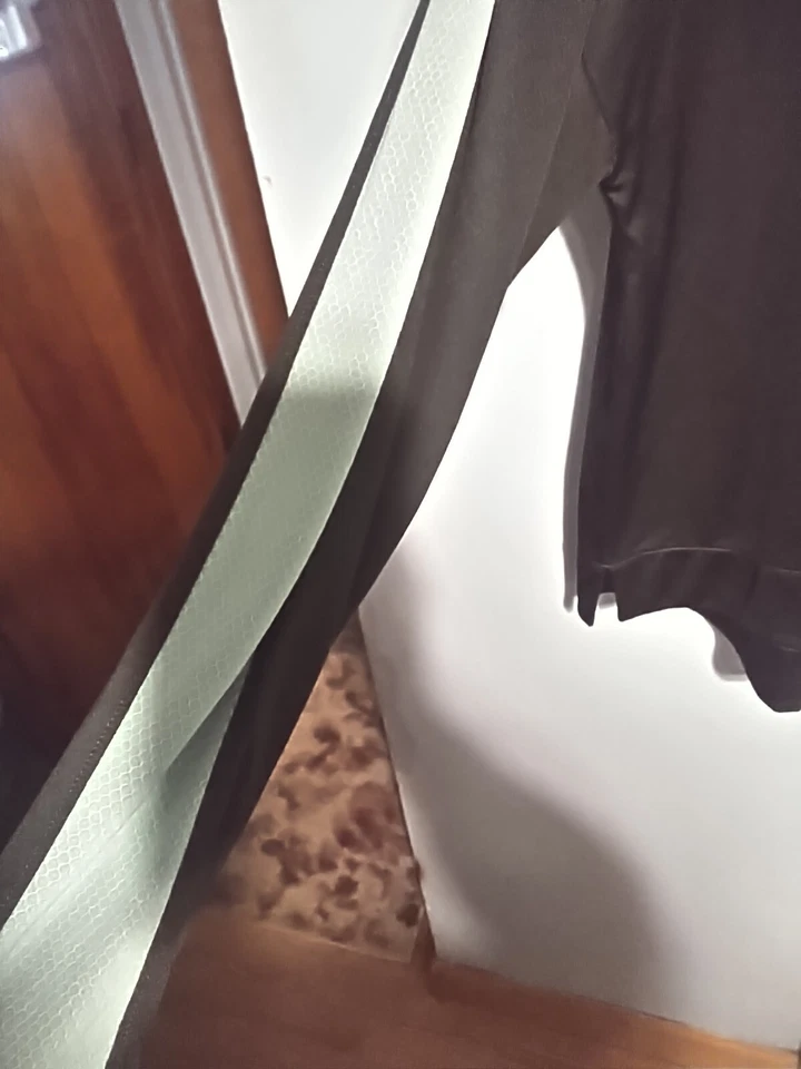 Pullover grande de manga larga para mujer Burton  Foto 2 de 4