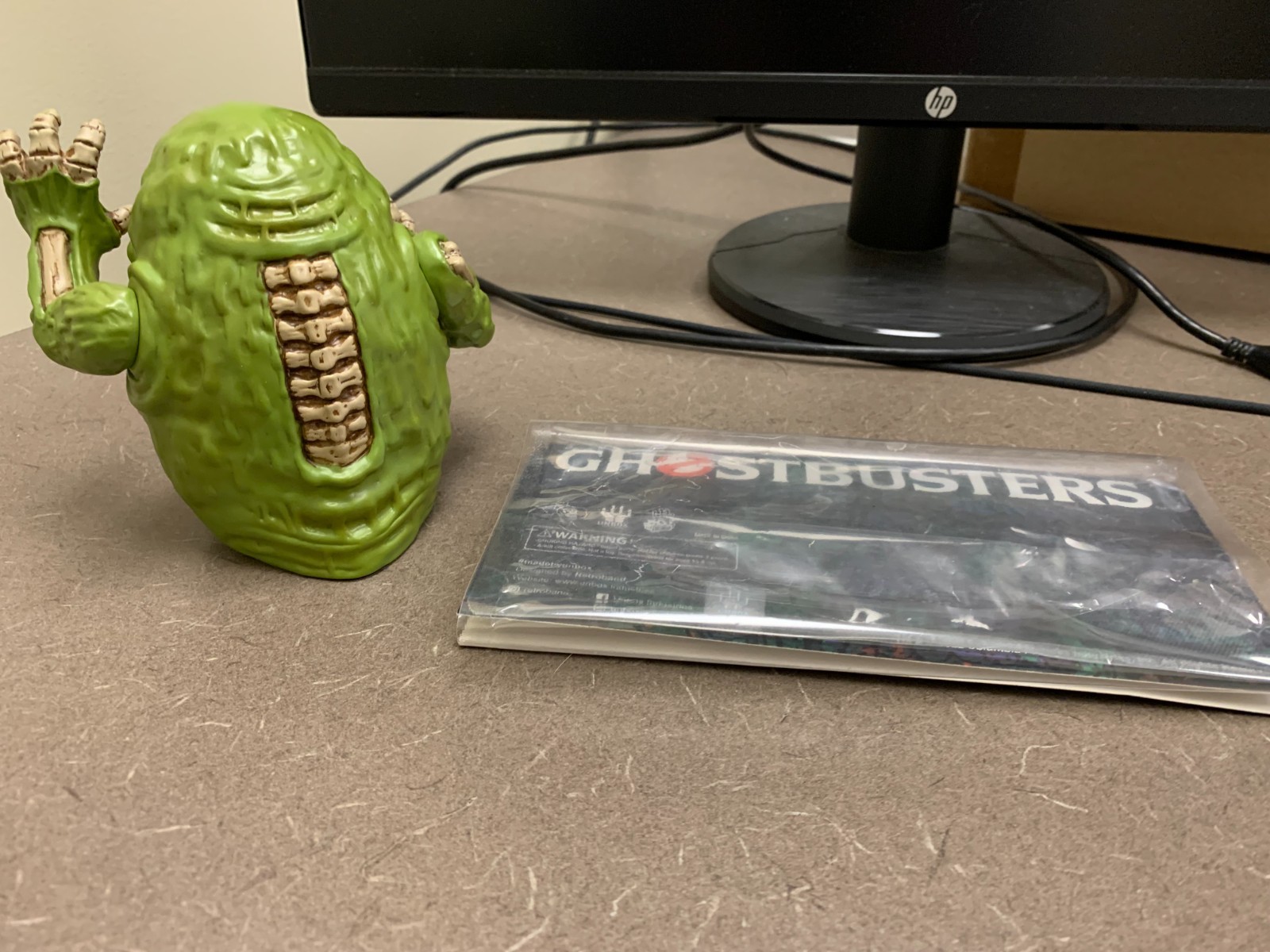 Unbox Industries Retroband Slimer Ghostbusters Sofubi Soft Vinyl Designer Toy
