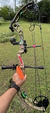 PSE VISION Right Hand Camo Compound Bow w/ Accessories