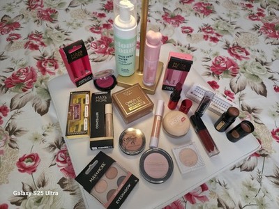 XXL Kosmetik & Make-up Mega-Set   Riesen Komplett-Pack   Alles NEU & Unbenutzt