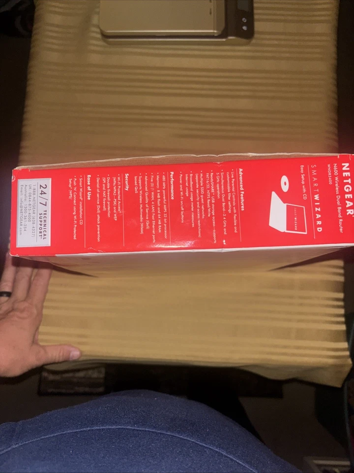 Netgear N600 Wireless Dual Band Router WNDR3400 Sealed New - Image 4 of 4