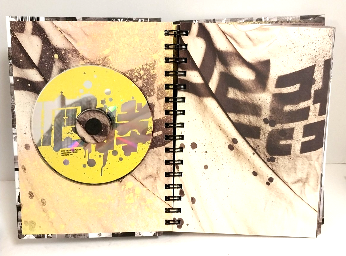 EXO The First Album CD, Photobook Growl Chinese XOXO Version No