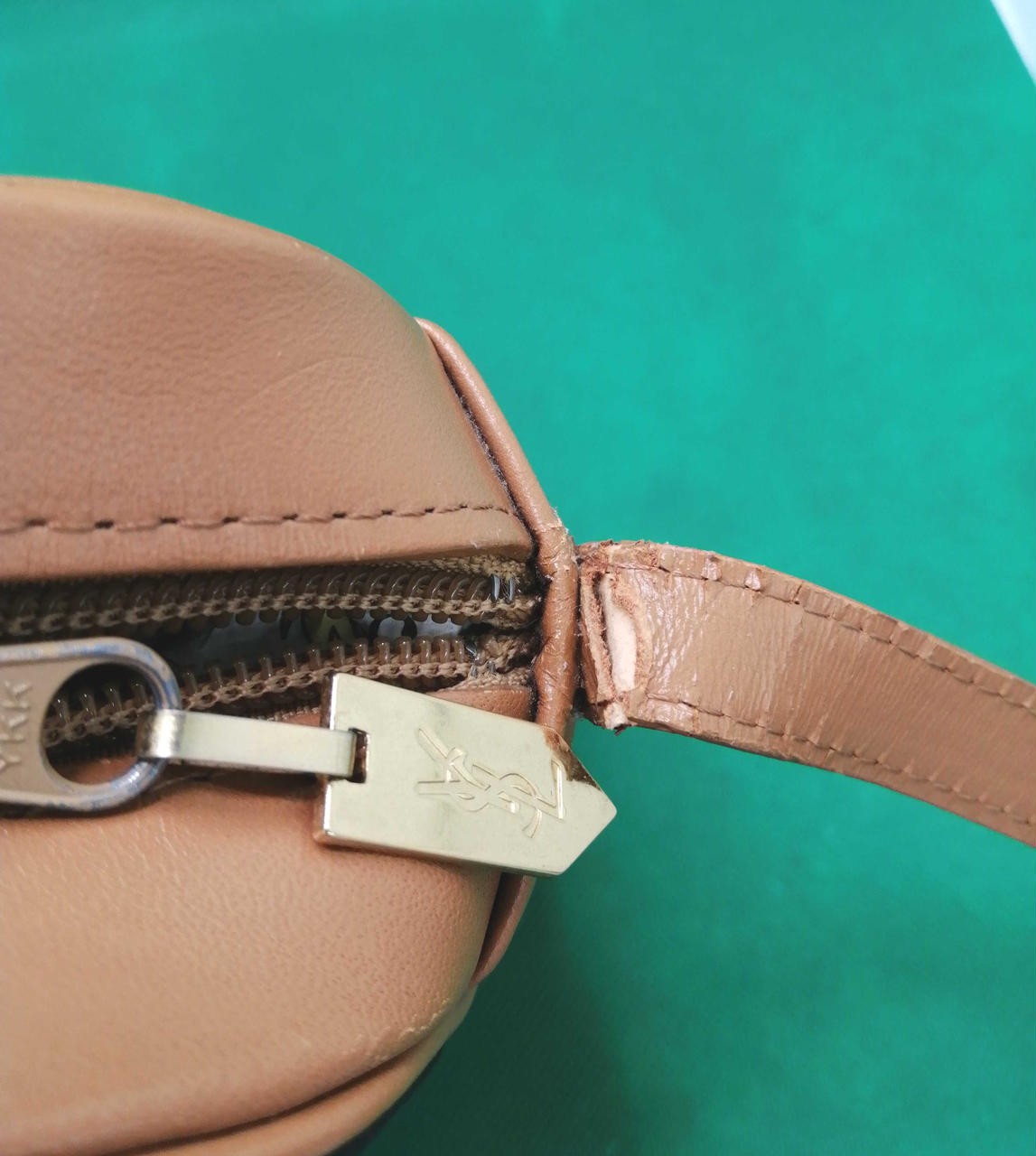 Borsa a tracolla modello nero marrone YVES SAINT LAURENT