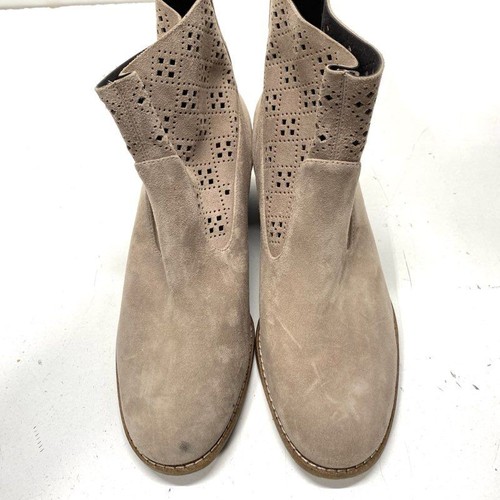 Cole Haan Stone Taupe Taupe Perforated Ankle Boots Boots Women 8 - Picture 3 of 6