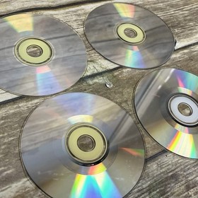 Shenmue | Sega Dreamcast  (Disc 1, 2, 3, Shenmue Passport) Discs Only