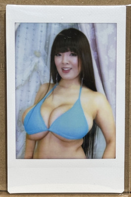 Hitomi Tanaka Big Tits Bikini Top Way Too Small Original Cheki Photo JAV 1/1 SP