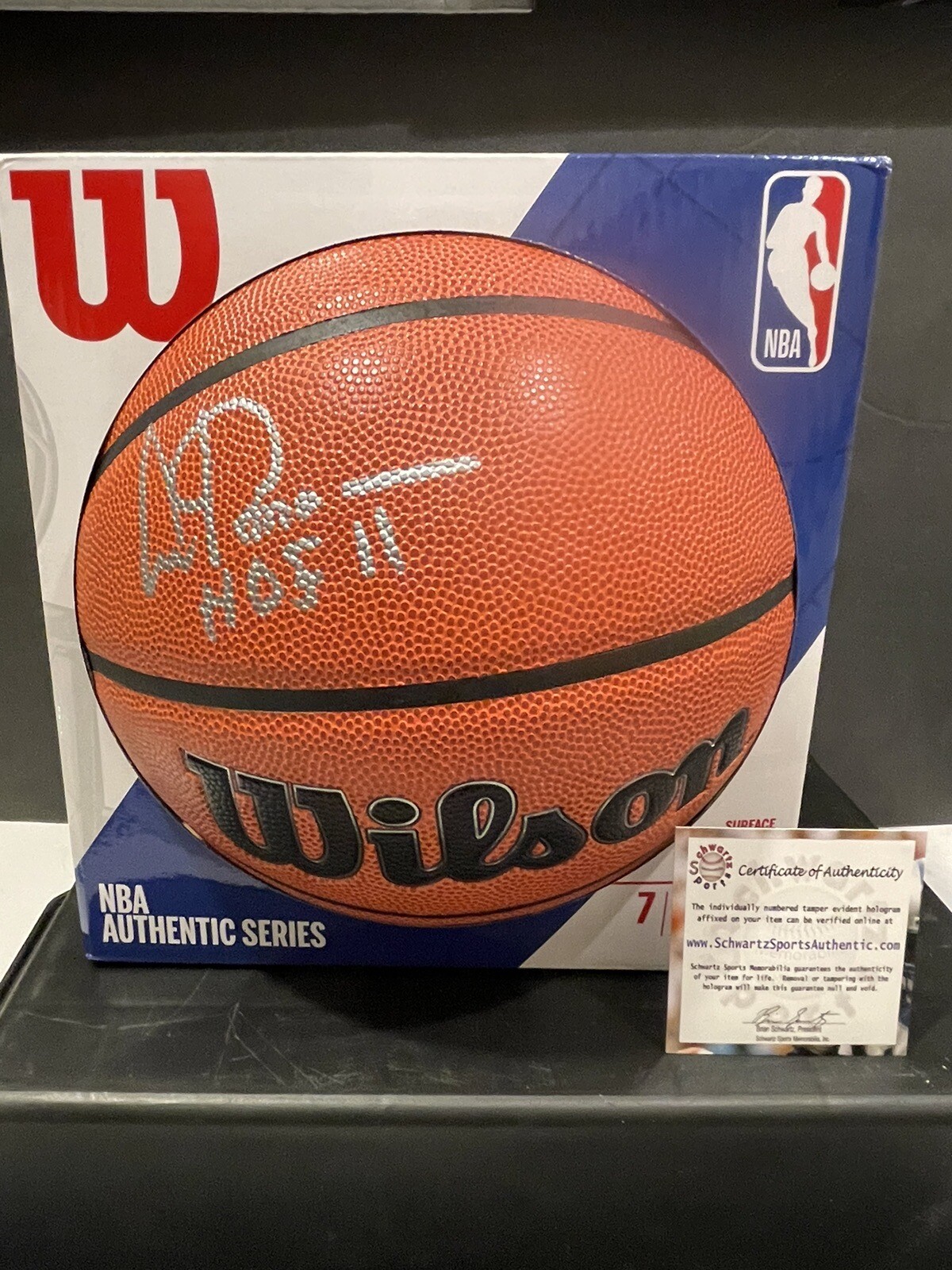 Artis Gilmore Autographed Signed Wilson NIB NBA Basketball (SCHWARTZ COA) 