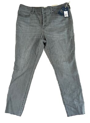 New Universal Thread Co Women's  16W High Rise Skinny Jeans Gray Stretch