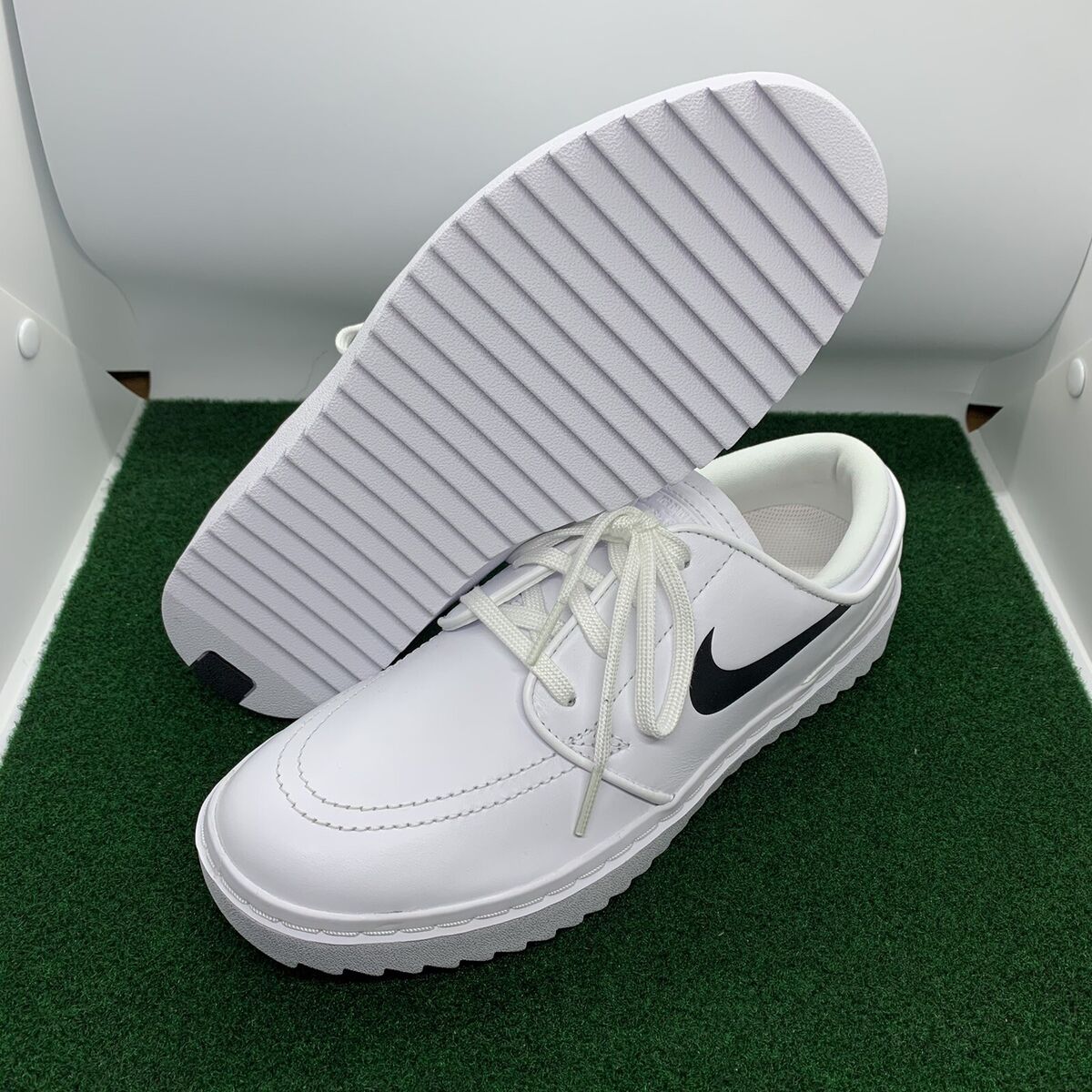 Nike SB Janoski G White Black Leather Spikeless Golf Shoes Nike SB Janoski G White Black Leather Spikeless Golf Shoes