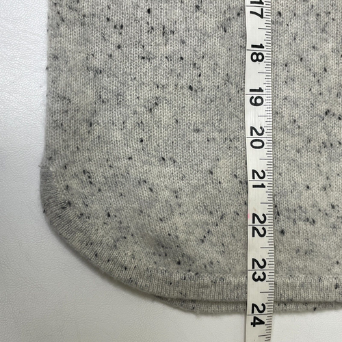Saks Fifth Avenue 100% Cashmere Sweater Women Size M Gray Black Speckled - Picture 7 of 9