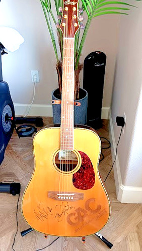 Great American Country Copley CA-50N Guitar Autographed by Montgomery Gentry