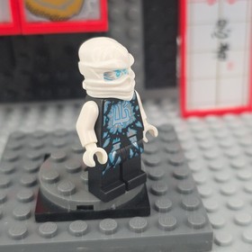 LEGO Ninjago Zane Minifigure Airjitzu Possession 70730 EUC C16-4 