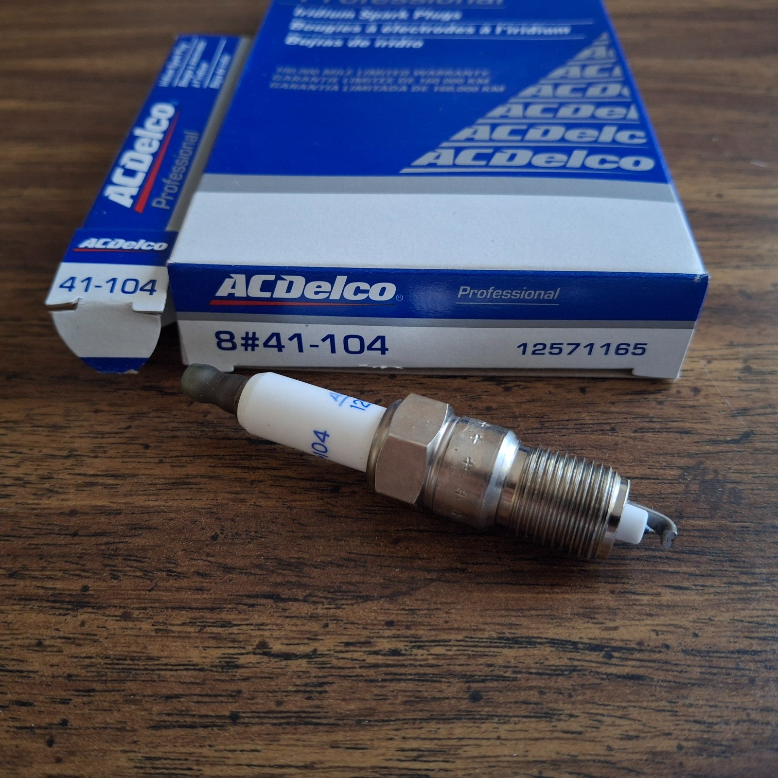 Genuine GM ACDelco Iridium Spark Plugs 41-104 8 Pack 12571165