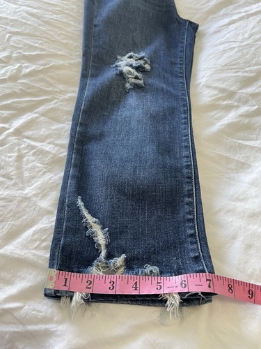 Judy Blue | SZ 5 / 27 | Blue Tamara Mid Rise Distressed Cropped Fit Jeans Blue - Picture 8 of 9