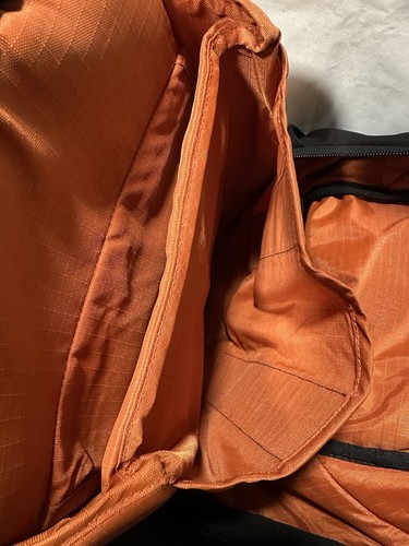 Crampler camera and laptop backpack. The Formal Lounge M Great condition - Picture 9 of 16
