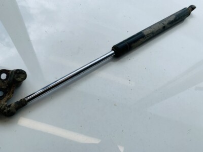 6895044080 68950-44080 Trunk Luggage Shock Lift Cylinder, Gas Pre 
