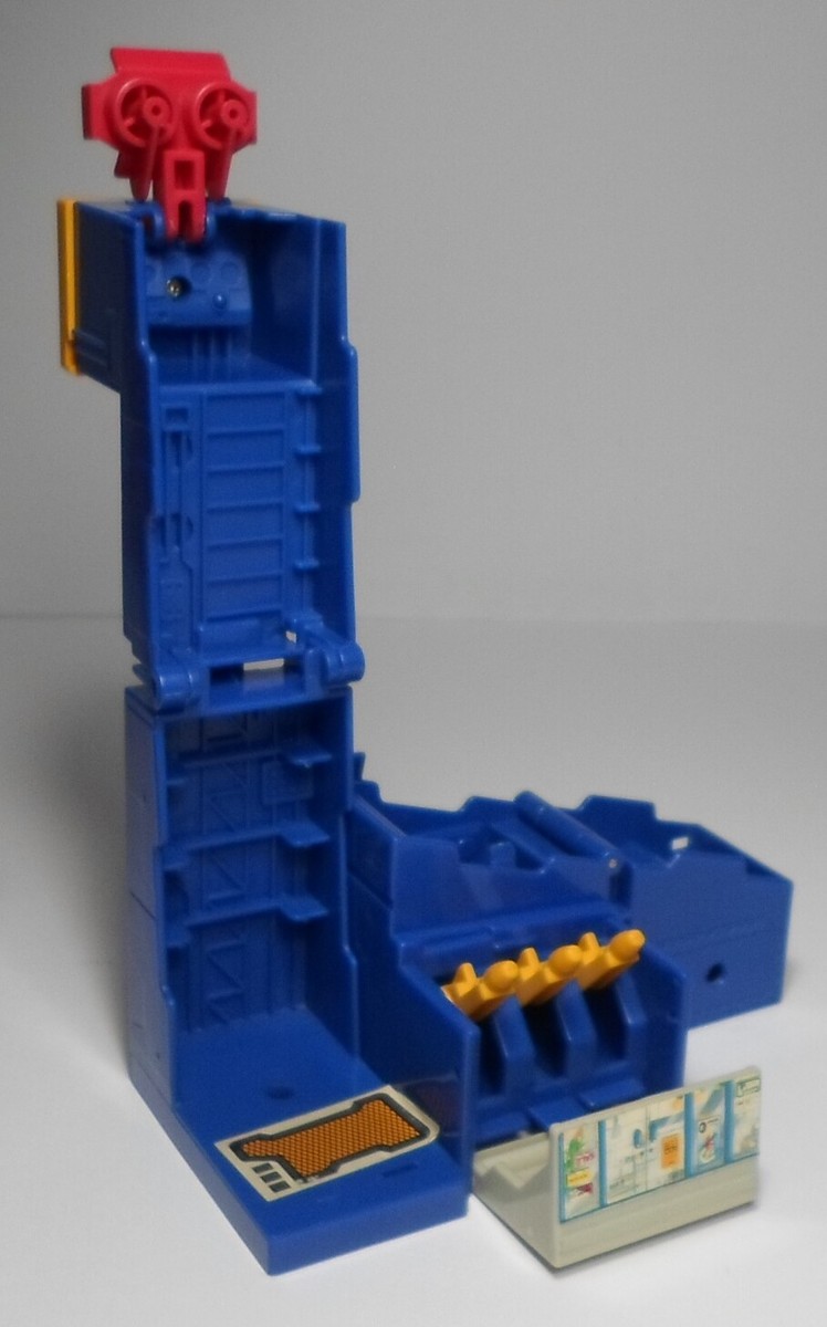 Vintage Transformers: G1 Micromasters: Greasepit Action Figure | De Toyboys