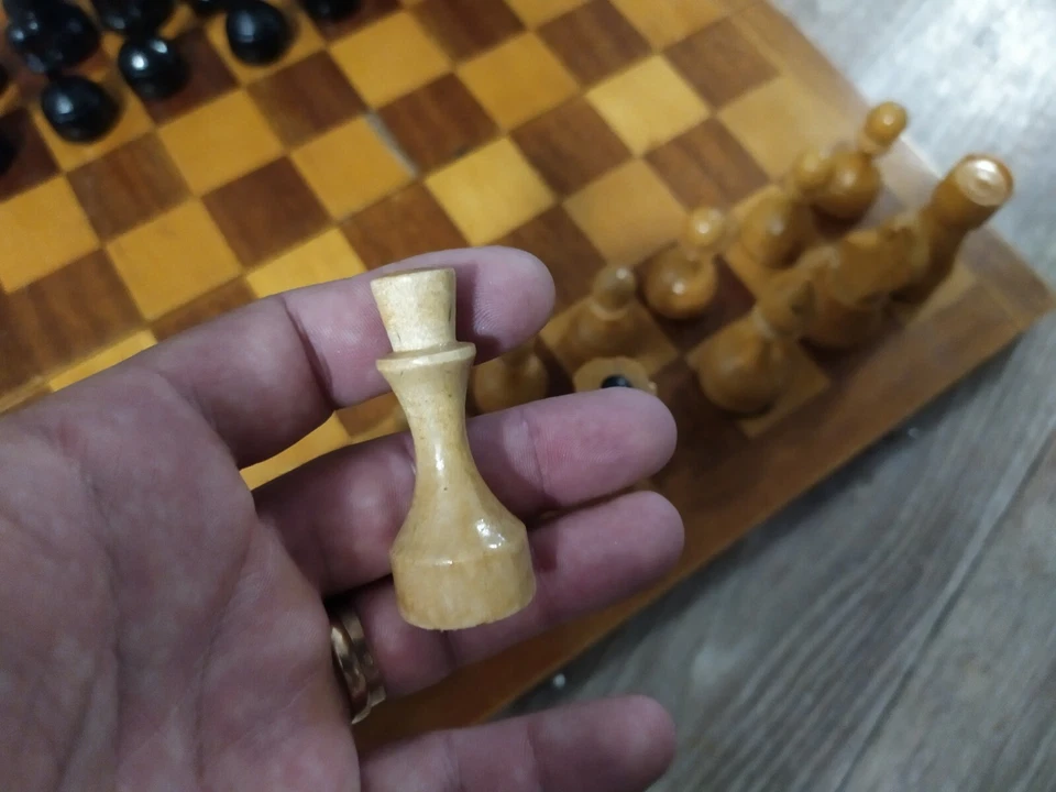 Vintage Chess Wooden Handwork Antiques 40 x40cm.Soviet USSR Classic Exclusive - Image 4 of 4