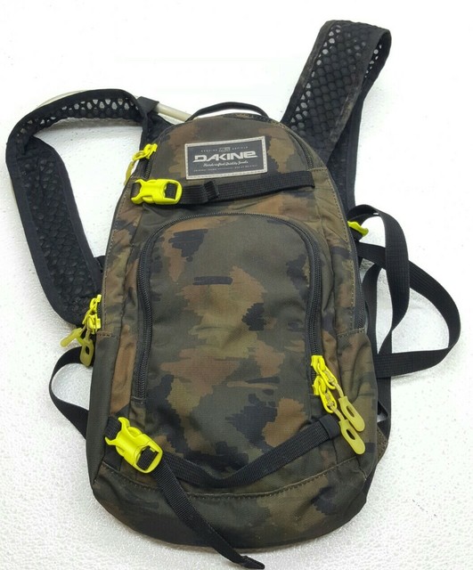 dakine nomad hydration mtb backpack