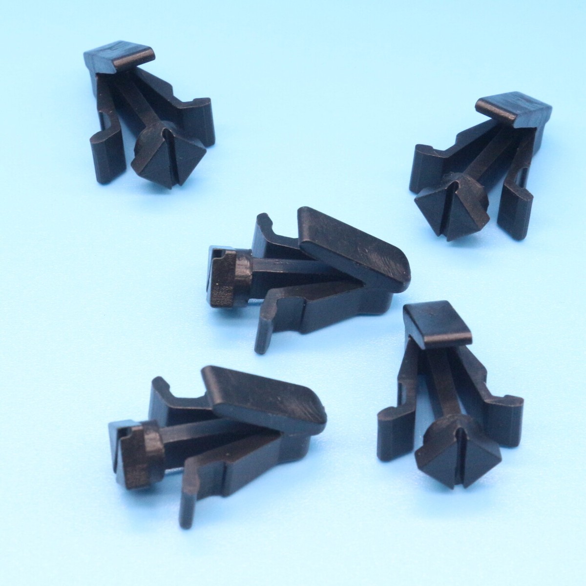 For Nissan Xterra Pathfinder Murano Front Grille Retainer Clip