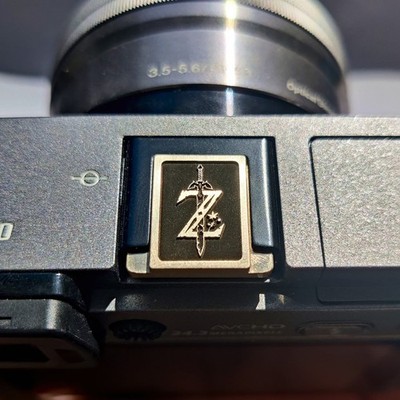 Arcane Crest Hot Shoe Cover    Custom Accessories for DSLR & Mirroless Camera