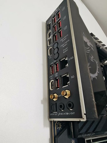 FOR MSI MPG X870E CARBON WIFI DDR5*4 AM5 AMD 256GB HDMI Type-C Motherboard Test - 第 4/5 張圖片