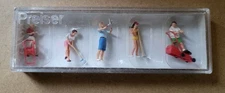 PREISER 10464 HO SCALE PEOPLE~HOBBY GARDENERS ~ (5 FIGURES W/LAWN TOOLS)