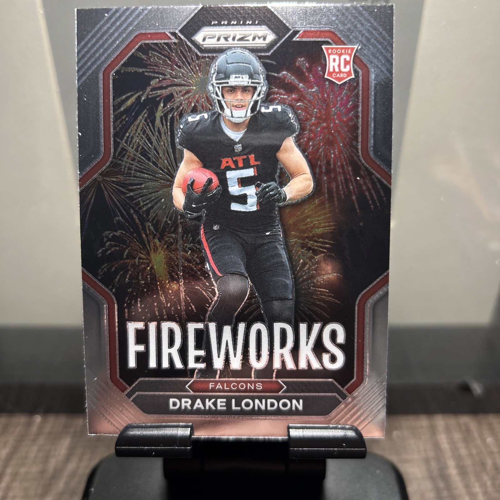 2022 Panini Prizm - Fireworks Drake London #F-20 Silver Prizm (RC)