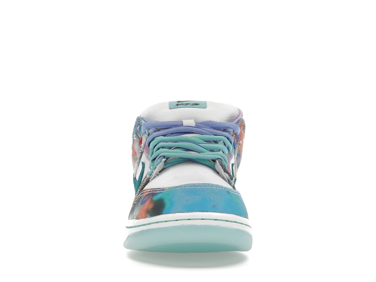 Nike Futura Laboratories x Dunk SB Bleached Aqua - HF6061 Nike Futura Laboratories x Dunk SB Bleached Aqua - HF6061