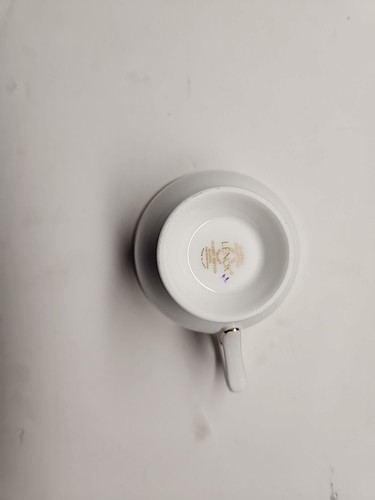 LENOX FINE BONE CHINA Classic Edition 5 Piece Place Settings, USA made. - Picture 4 of 10